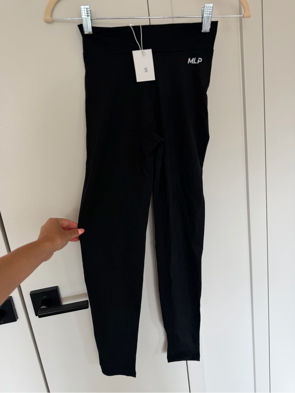 Girls' Scrunch Back Black Leggings